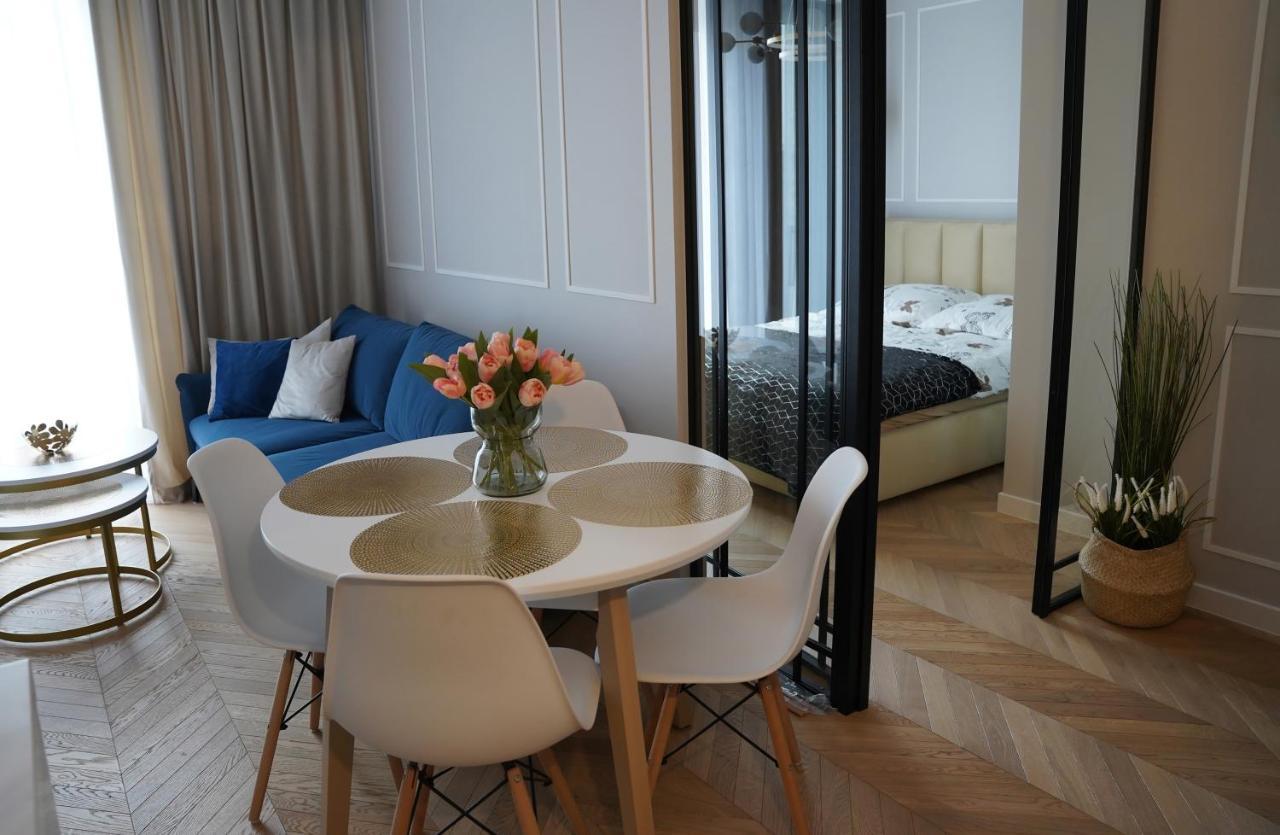 Apartamenty Metro Targowek 27 Varšava Exteriér fotografie