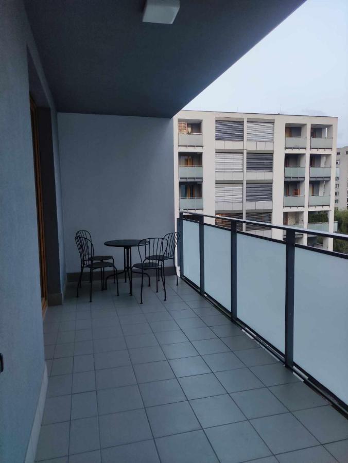 Apartamenty Metro Targowek 27 Varšava Exteriér fotografie