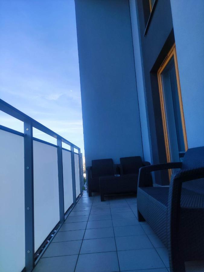 Apartamenty Metro Targowek 27 Varšava Exteriér fotografie